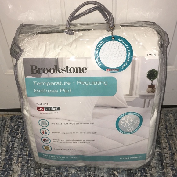 Brookstone Bedding New Brookstone Temp Regulating Mattress Pad Twin